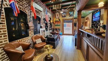 Área de estar no saguão