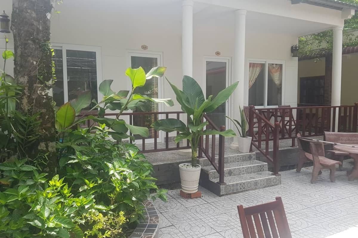 Superior Twin Room, Pool View | 1 bedroom, down comforters, minibar, desk