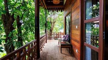 Two-Bedroom Villa - Free Pickup | Terrass/Patio