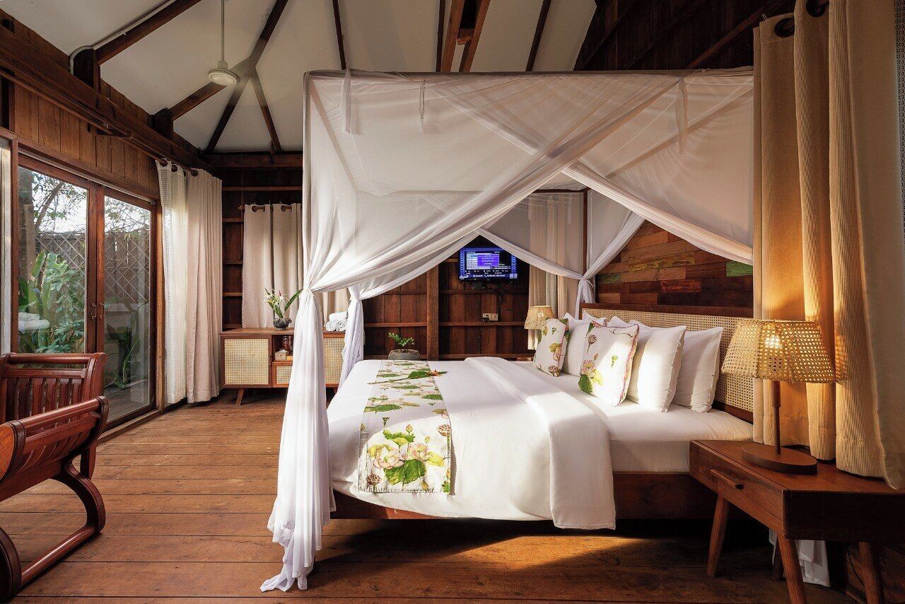 Private Pool Bungalow | Hochwertige Bettwaren, Minibar, Zimmersafe, individuell dekoriert