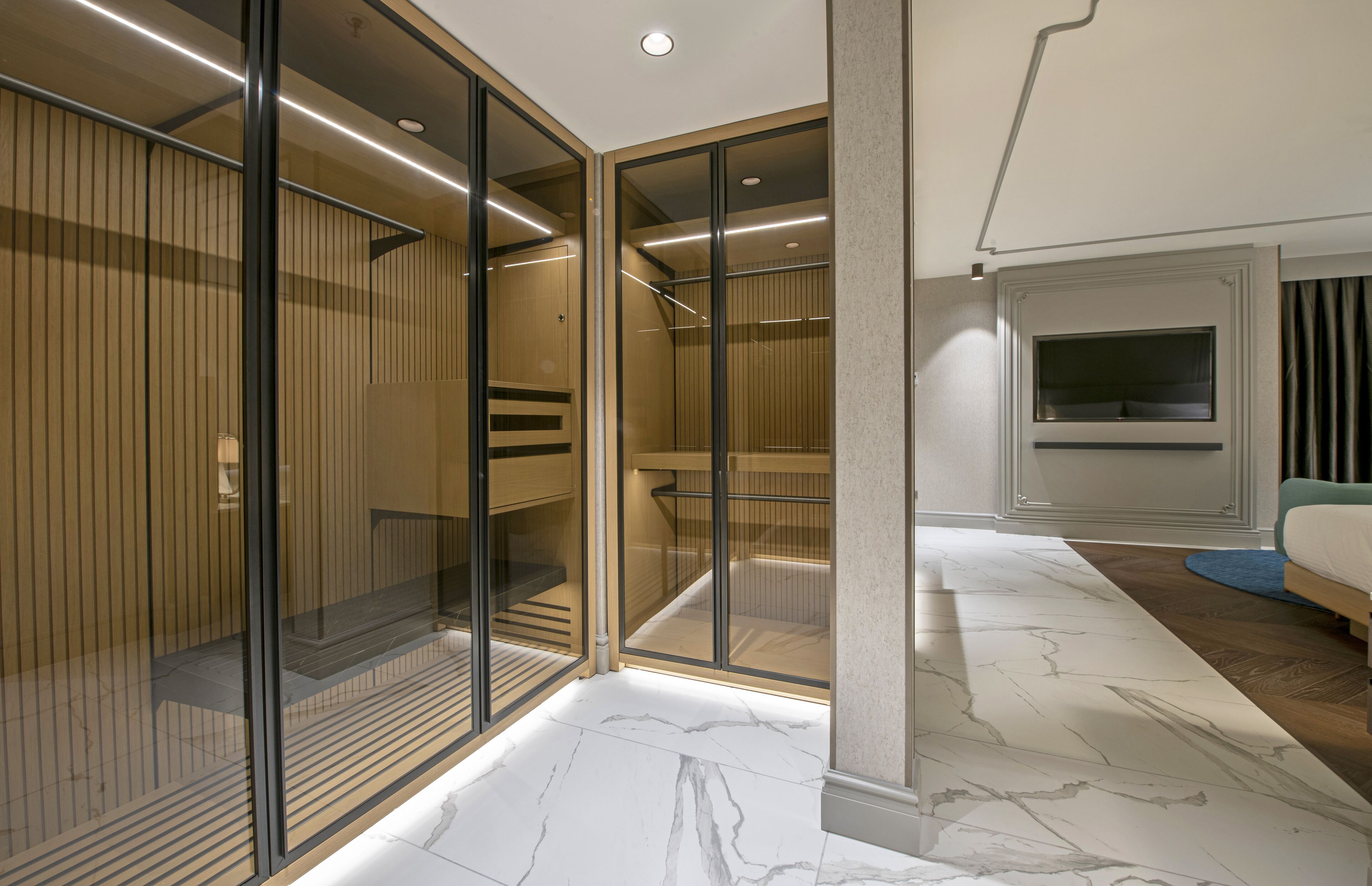 Executive Suite Room | Klesskap