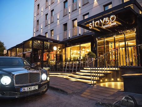 Valeli otopark (günlük 5 EUR)