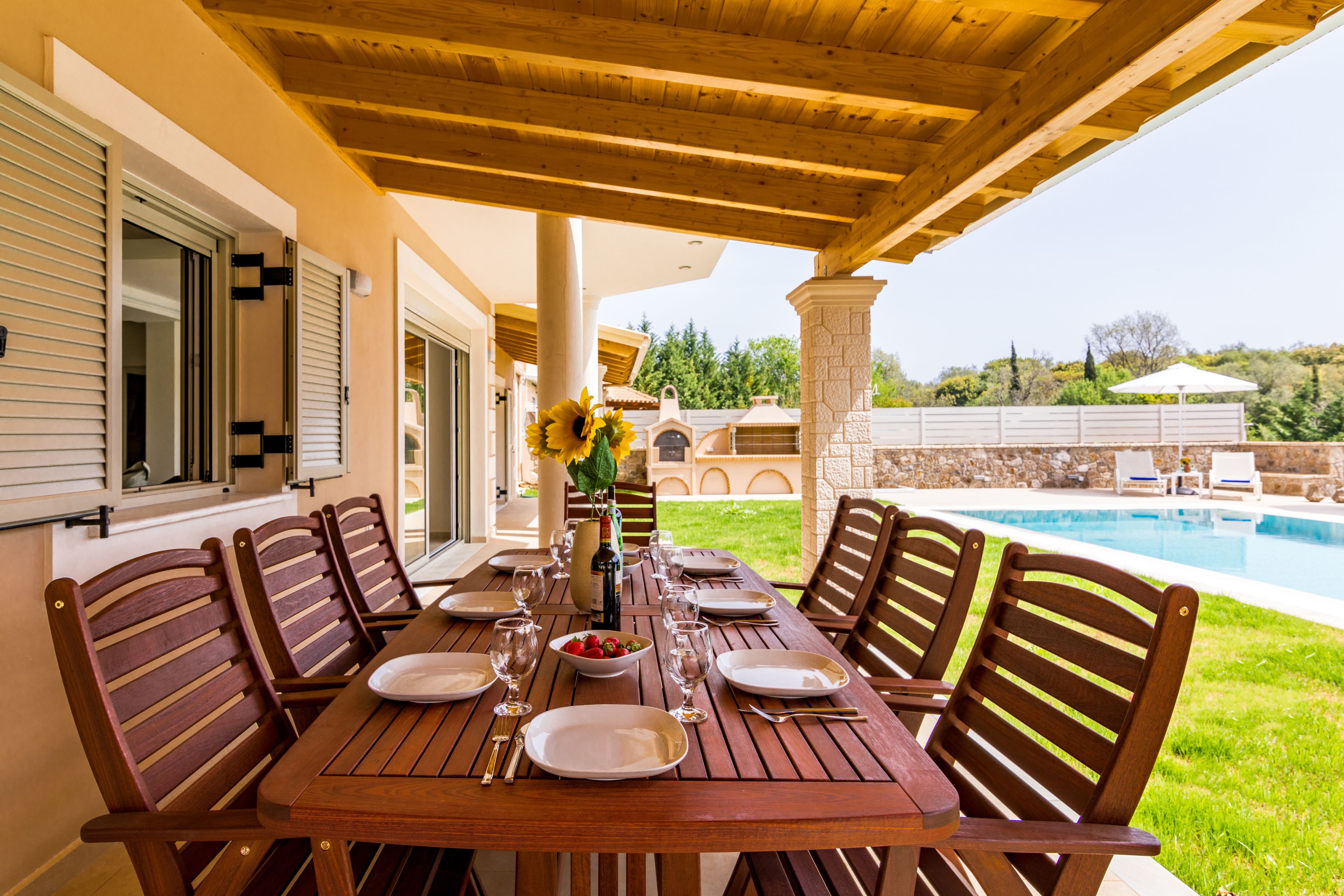 Biệt thự Cao cấp, 4 phòng ngủ, hồ bơi riêng | Hiên