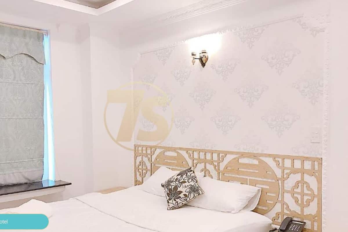 Suíte superior | Escrivaninha, Wi-Fi de cortesia, roupa de cama