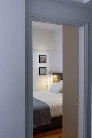 Apartment | 2 bedrooms, premium bedding, blackout drapes, soundproofing