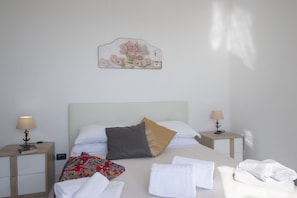 Appartement, 1 chambre | 1 chambre, fer et planche à repasser, lits bébé (gratuits)