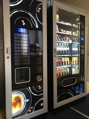 Snack bar