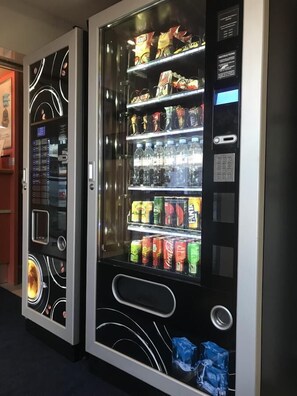 Snack bar