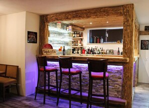 Bar (on property) - Tiefala's Eck (Stubenberg)