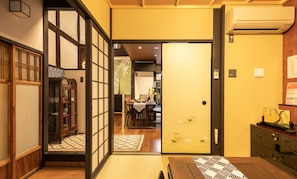 Independent Villa | Living area | Flat-screen TV - KumoMachiya Takoyakushi (Kyoto)