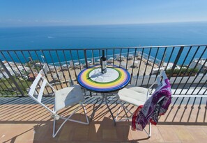 House, 3 Bedrooms | Terrace/patio - Casa Malu' (Praiano)