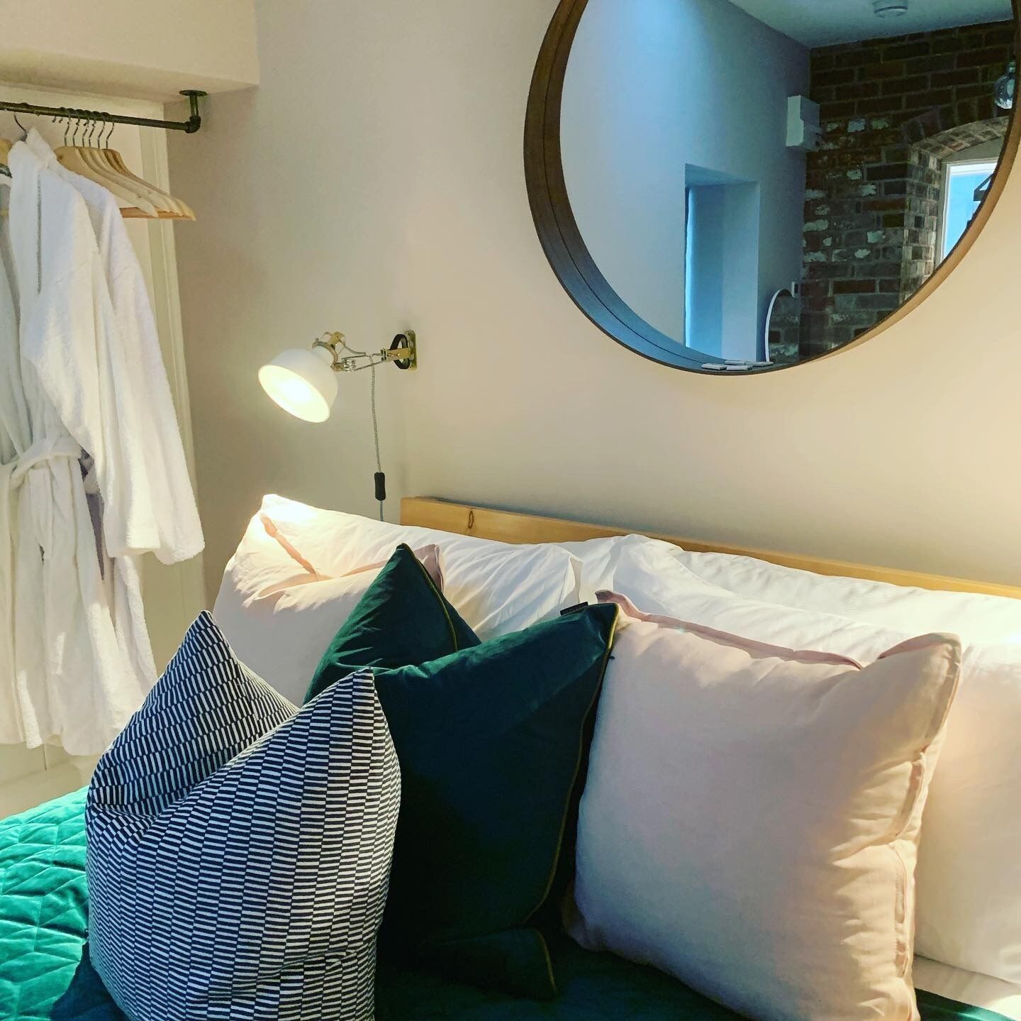 1 bedroom, Egyptian cotton sheets, iron/ironing board, WiFi