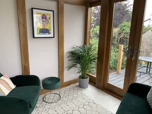 Interior - Boutique garden apartment with decking and views (Ludlow)
