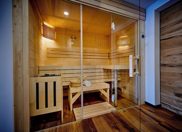 Ropa de cama hipoalergénica y minibar 