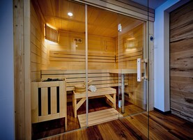 Hypo-allergenic bedding, minibar, in-room safe, individually decorated