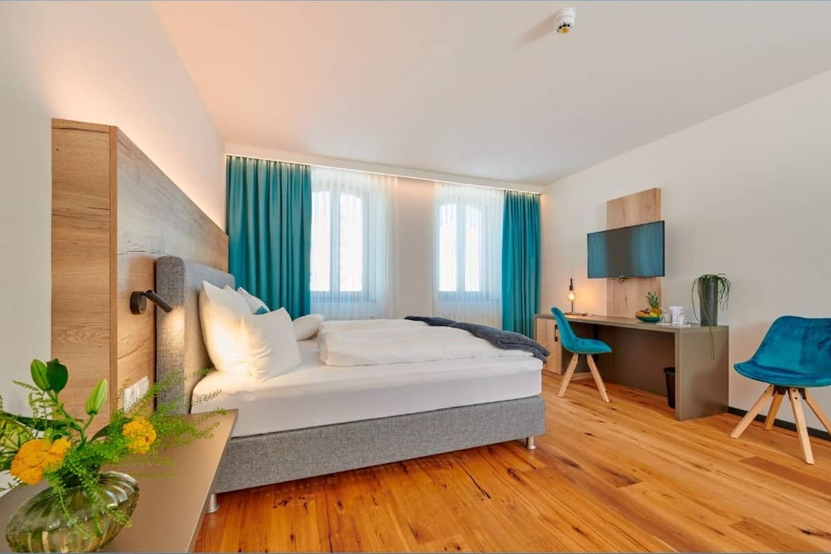 Ropa de cama hipoalergénica y minibar 
