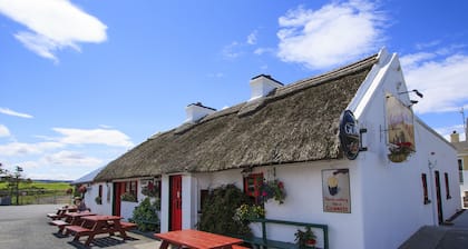Lovely Spacious House in a Fab Sligo location directly on the Wild Atlantic Way