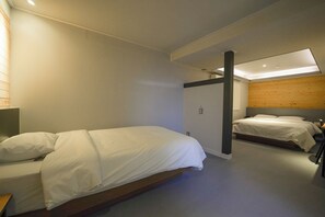 Habitación con 2 camas individuales | Escritorio y wifi gratis