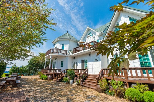 Mintne Pension