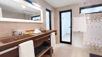 2 chambres, literie de qualité supérieure, couette en duvet d'oie