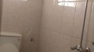 Ducha, cabezal de ducha tipo lluvia, artículos de tocador gratuitos