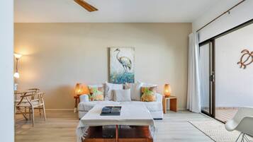 Smart TV, reproductor de DVD y libros