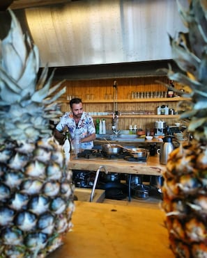 Breakfast, lunch and dinner served - Vadi Alacati (Cesme)