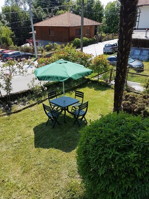 Outdoor dining - La Palma holidays & relaxation (Miazzina)