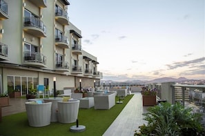 Terrace/patio - Amaryllis Hotel Blantyre (Blantyre)