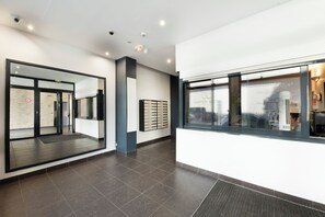 Reception - Garden & City Toulon (Toulon)