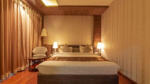 Habitación Premium | Minibar y caja de seguridad en la habitación