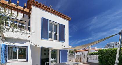 BAHIA 28 Magnifique Villa 3 ch ,avec Jardin et Piscine Privé a 300m de la plage