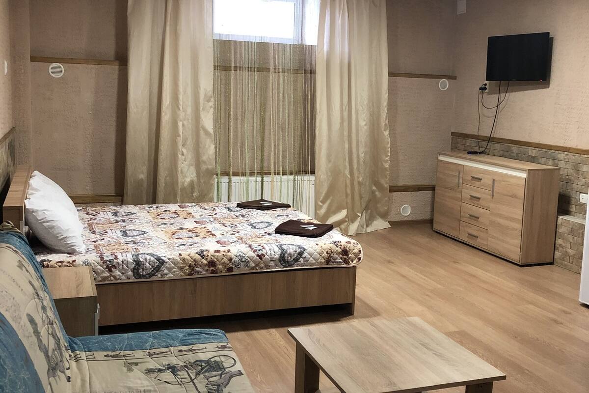 In-room safe, iron/ironing board, free WiFi, bed sheets