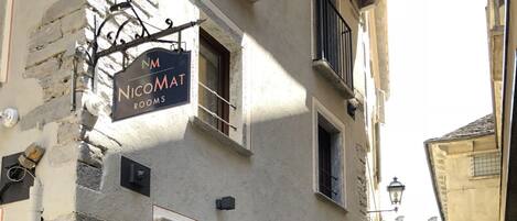 Voorkant van accommodatie