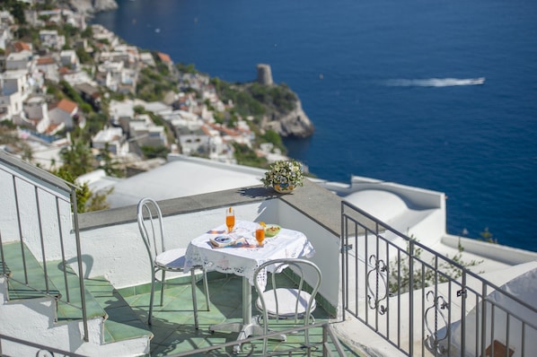Villa, 2 Bedrooms | Terrace/patio