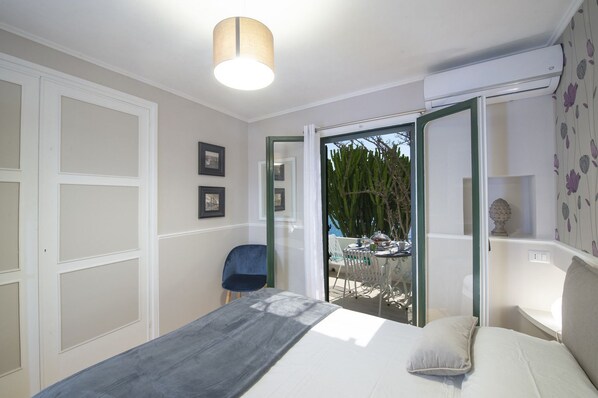 Apartment, 2 Bedrooms | 2 bedrooms, iron/ironing board, free cots/infant beds, travel cot