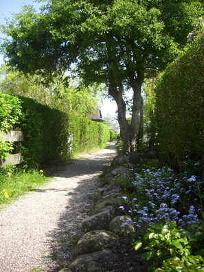 Imagen sin descripción, 4 de 32, botón