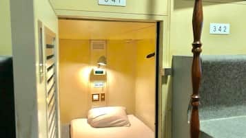 Coffres-forts dans les chambres, Wi-Fi gratuit, draps fournis