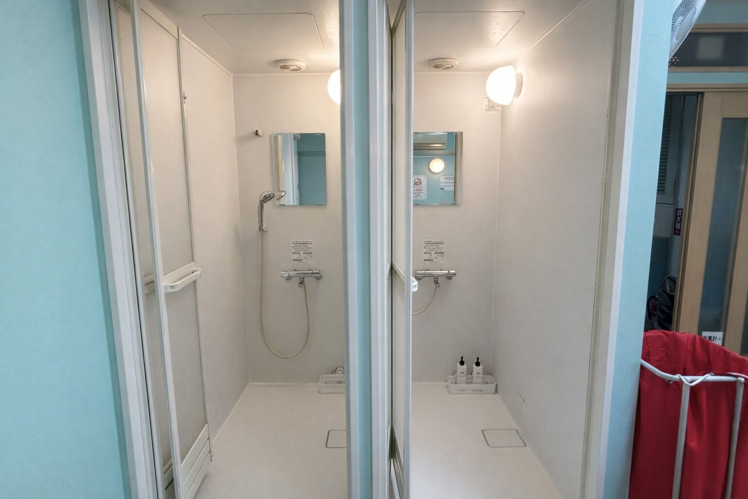 Photo - Capsule Hotel Block Room