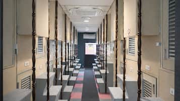 In-room safe, free WiFi, bed sheets