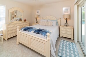 3 bedrooms, in-room safe, iron/ironing board, travel crib