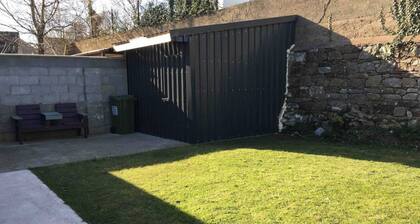 Home From Home, Tralee. Ideal Location