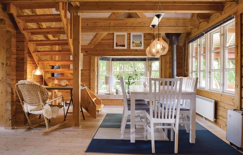 Stunning home in Humble with sauna
