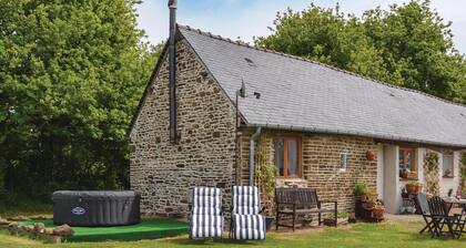 Stunning home in Fougerolles Du Plessis