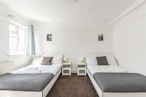 Apartment, 2 Schlafzimmer | 2 Schlafzimmer, kostenloses WLAN, Bettwäsche