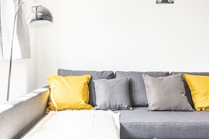Apartment, 2 Bedrooms | Living area | Flat-screen TV - Modern City Apartment Aldgate (London)