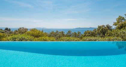 Impregnable Sea View Villa in Cavalière / Cap Nègre