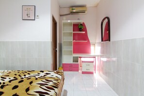 Superior Room | Desk, free WiFi, bed sheets - Wanderlust (Yogyakarta)