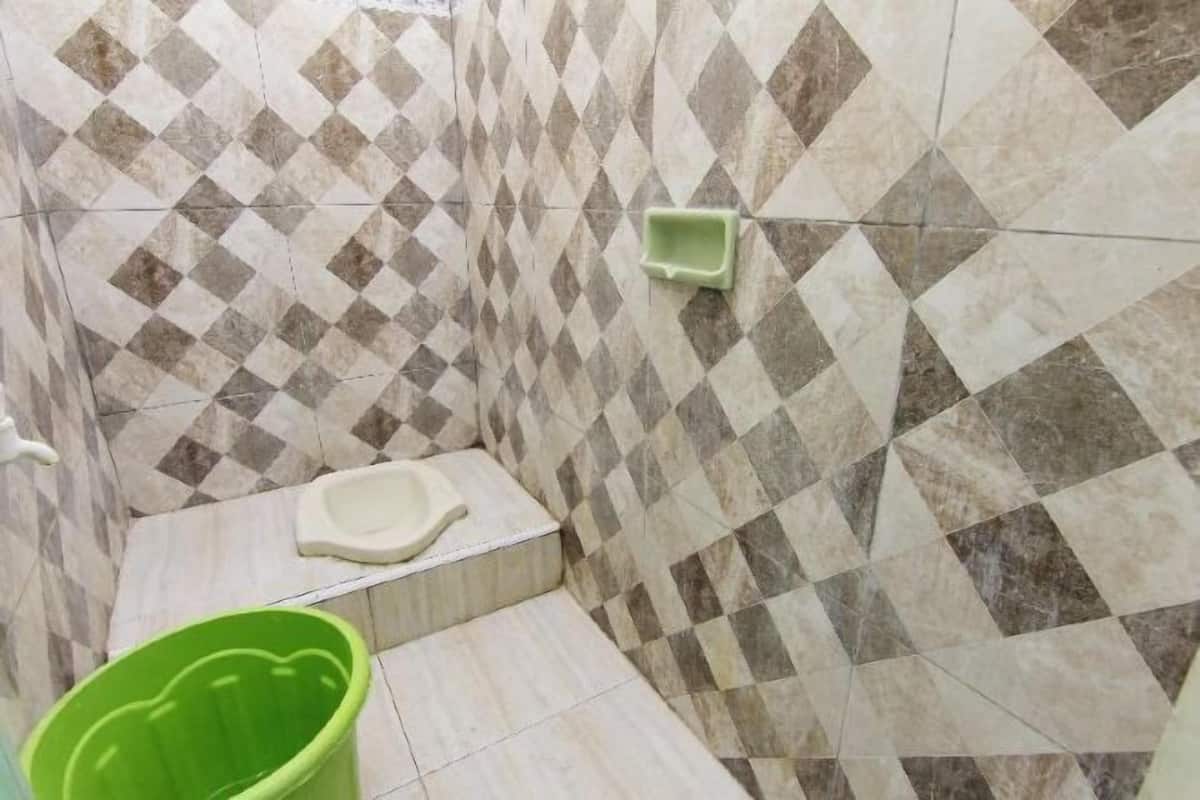 Bathroom | Shower, towels