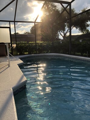 Utomhuspool